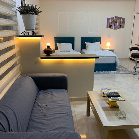 Tayoon Host Apartment จีราช ภายนอก รูปภาพ